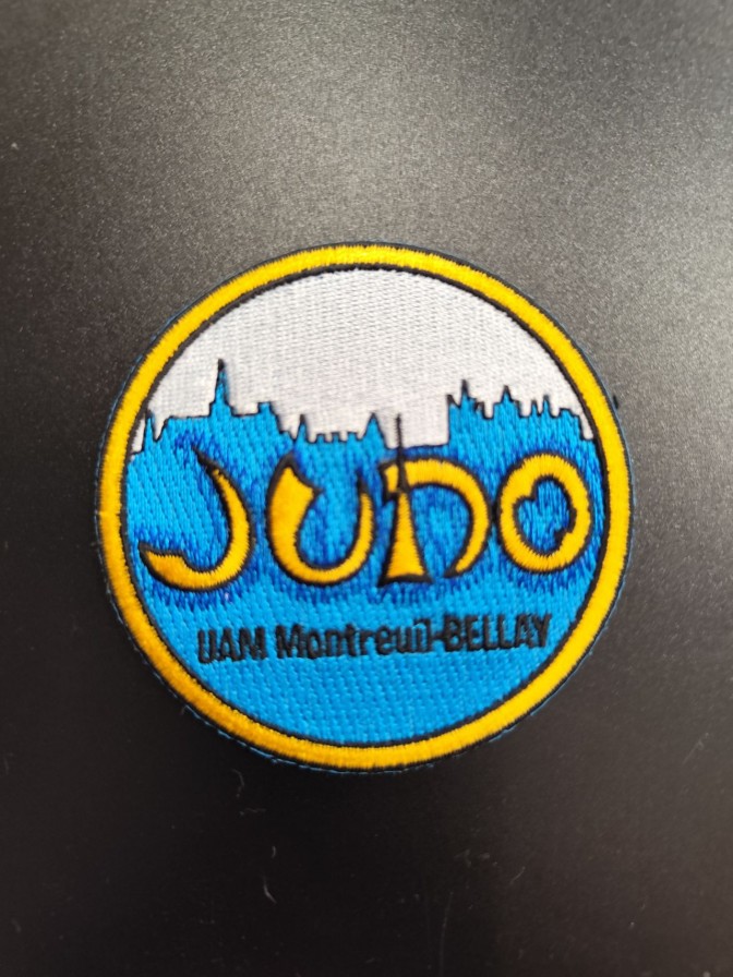 Image de l'actu 'Les objets du club en vente'